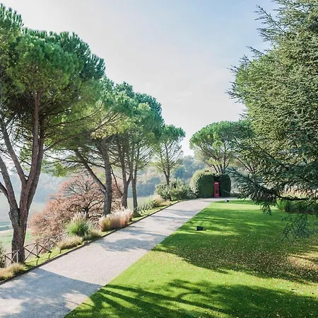Todi - Di Lusso Con Piscina A Sfioro E Vista A 360°
