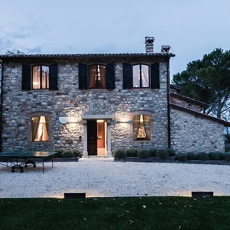 Todi - Di Lusso Con Piscina A Sfioro E Vista A 360° Villa